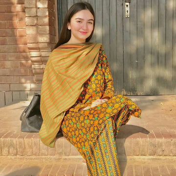 Ayesha R.